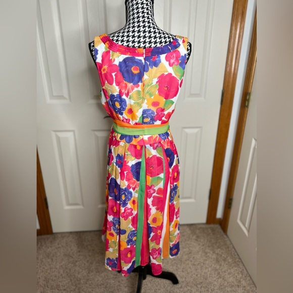 Floral and stripe print georgette dress 💗 - Picture 3 of 4